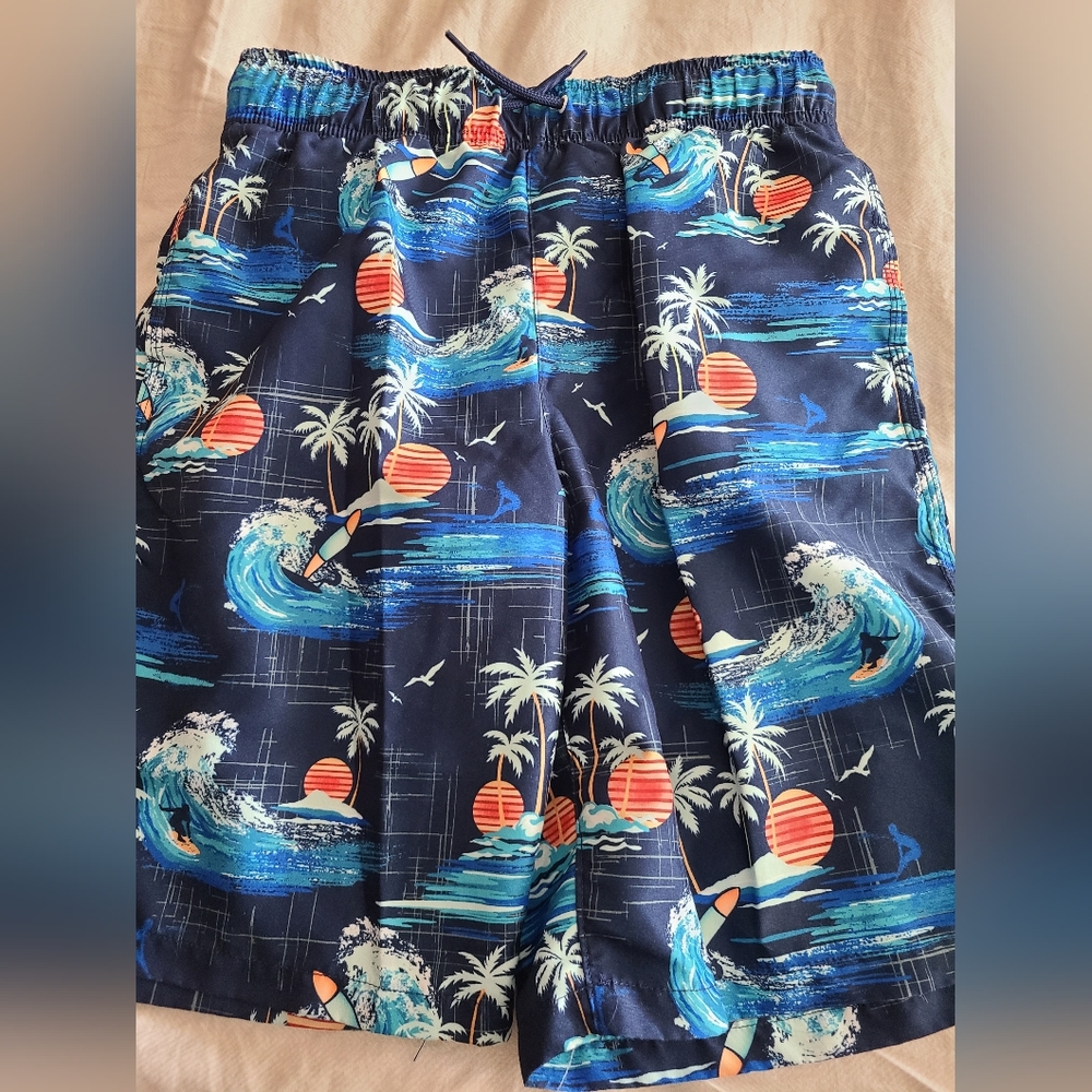 Sonoma boys XL 14-16 blue swim trunks. Side pockets and rash guard